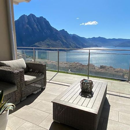 Piccolo Paradiso Vista Lago Con Piscina Privata Riva di Solto Bagian luar foto